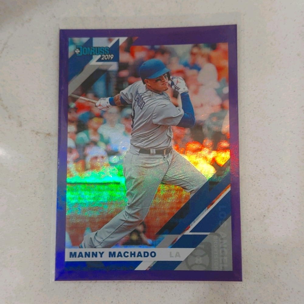 Manny Machado refractor card 2019 donruss